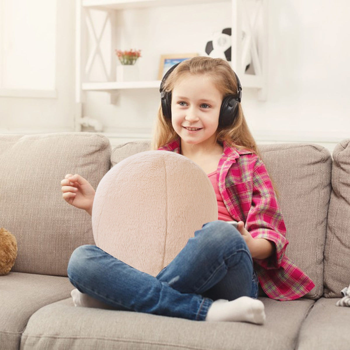 11.8 inch Ball Pillow Nordic Round Throw Pillows Boucle Ball Pillow Sphere Shaped Pillow Round Decorative Pillow for Couch, Sofa, Bedroom Beige