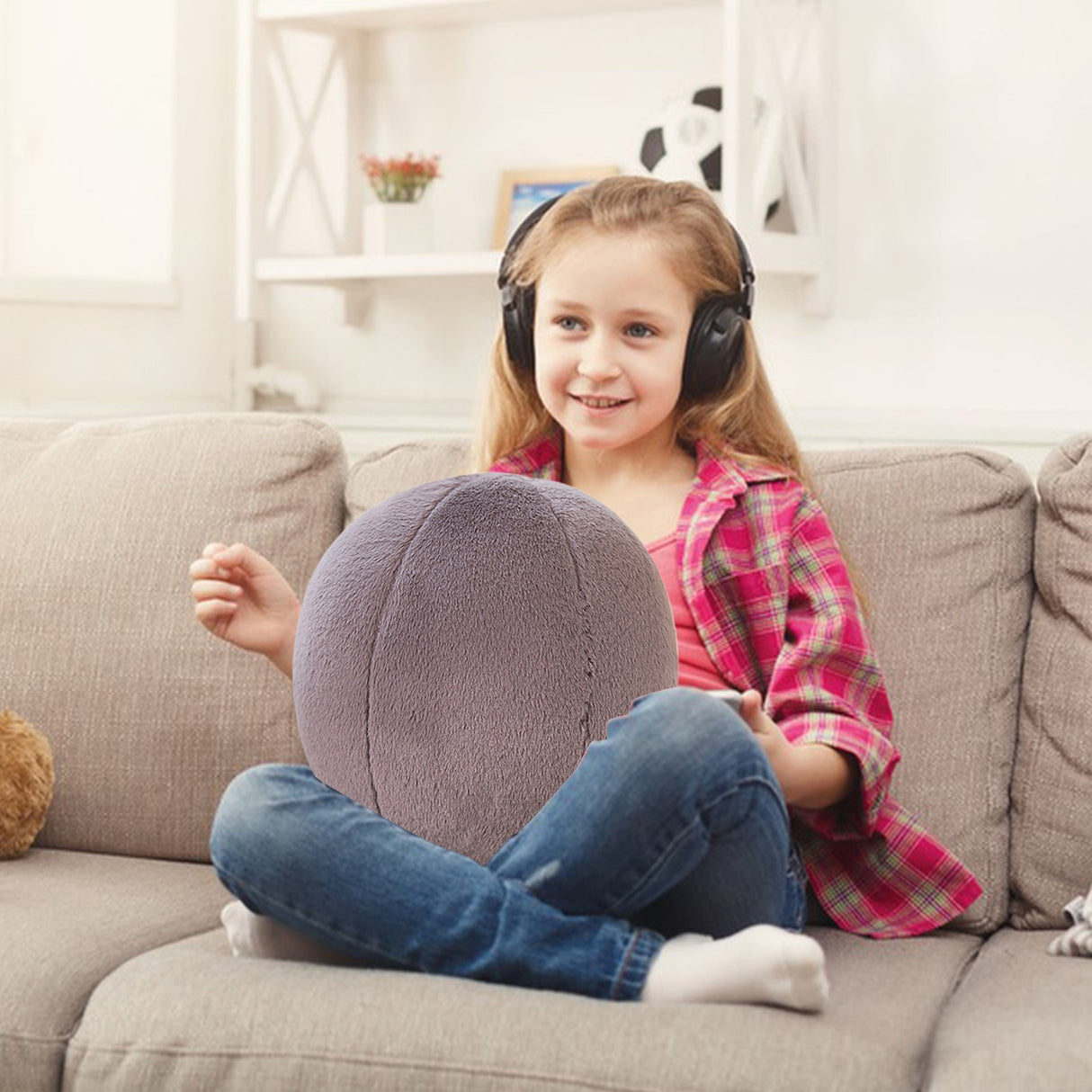 11.8 inch Ball Pillow Nordic Round Throw Pillows Boucle Ball Pillow Sphere Shaped Pillow Round Decorative Pillow for Couch, Sofa, Bedroom Brown