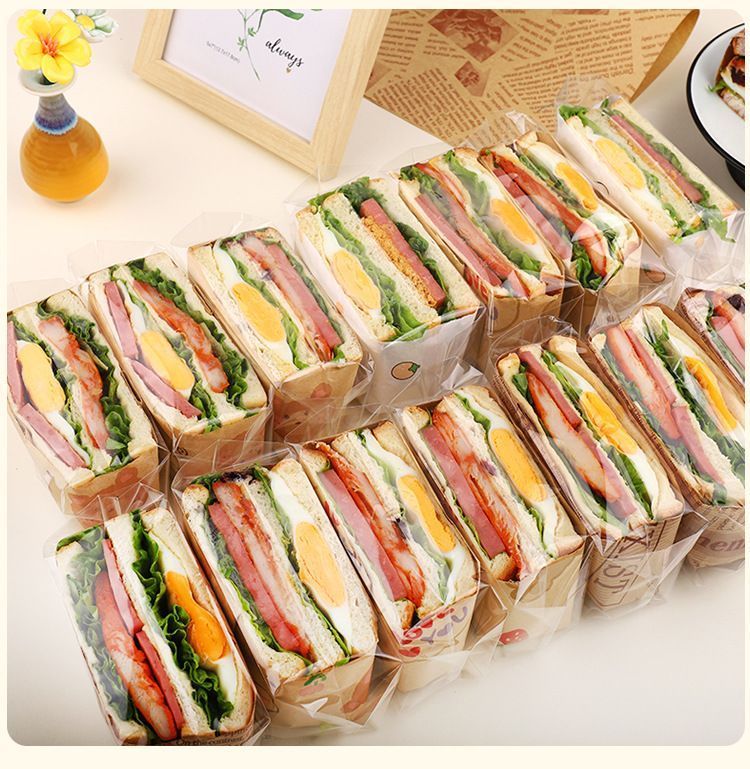 200 Sheets of PE Coated Kraft Paper 28×38 cm Style-12