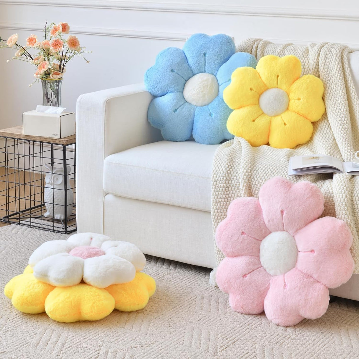 Flower Pillow, Flower Shaped Pillow Decorative Throw Pillows for Bed Couch, Cute Daisy Pillow Dorm Decor Floor Seating Cushion (Pink, 19.6 Inches)