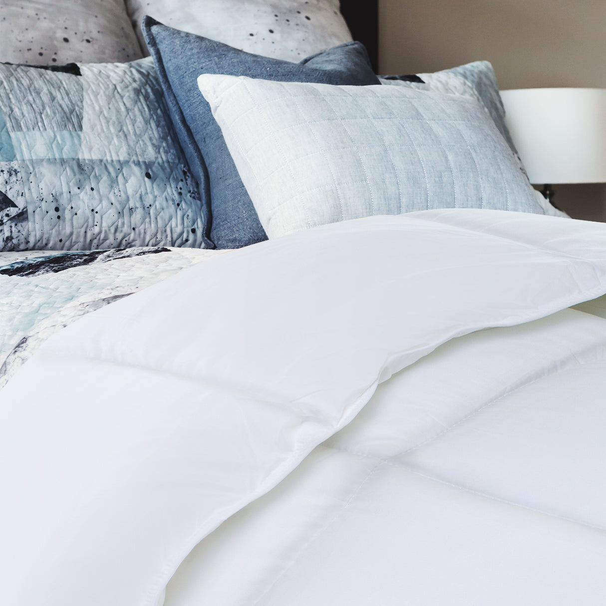 Royal Comfort 800GSM Silk Blend Quilt Duvet Ultra Warm Winter Weight - King - White