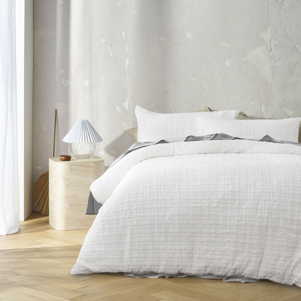 Accessorize Augusta White Ruched Quilt Cover Set King