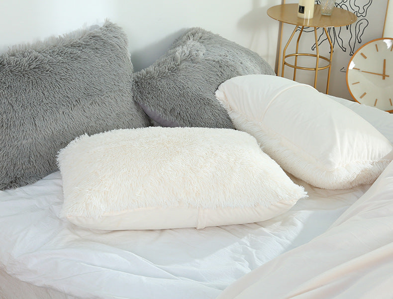Claret Faux Fur Pillowcase Set - Crystal Velvet Plush Throw Pillow Covers, Bedding Accent (50x70cm, Pair)