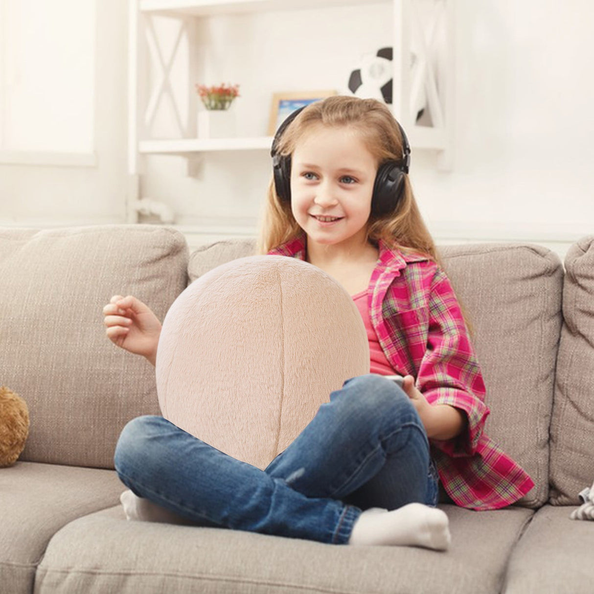 11.8 inch Ball Pillow Nordic Round Throw Pillows Boucle Ball Pillow Sphere Shaped Pillow Round Decorative Pillow for Couch, Sofa, Bedroom Beige