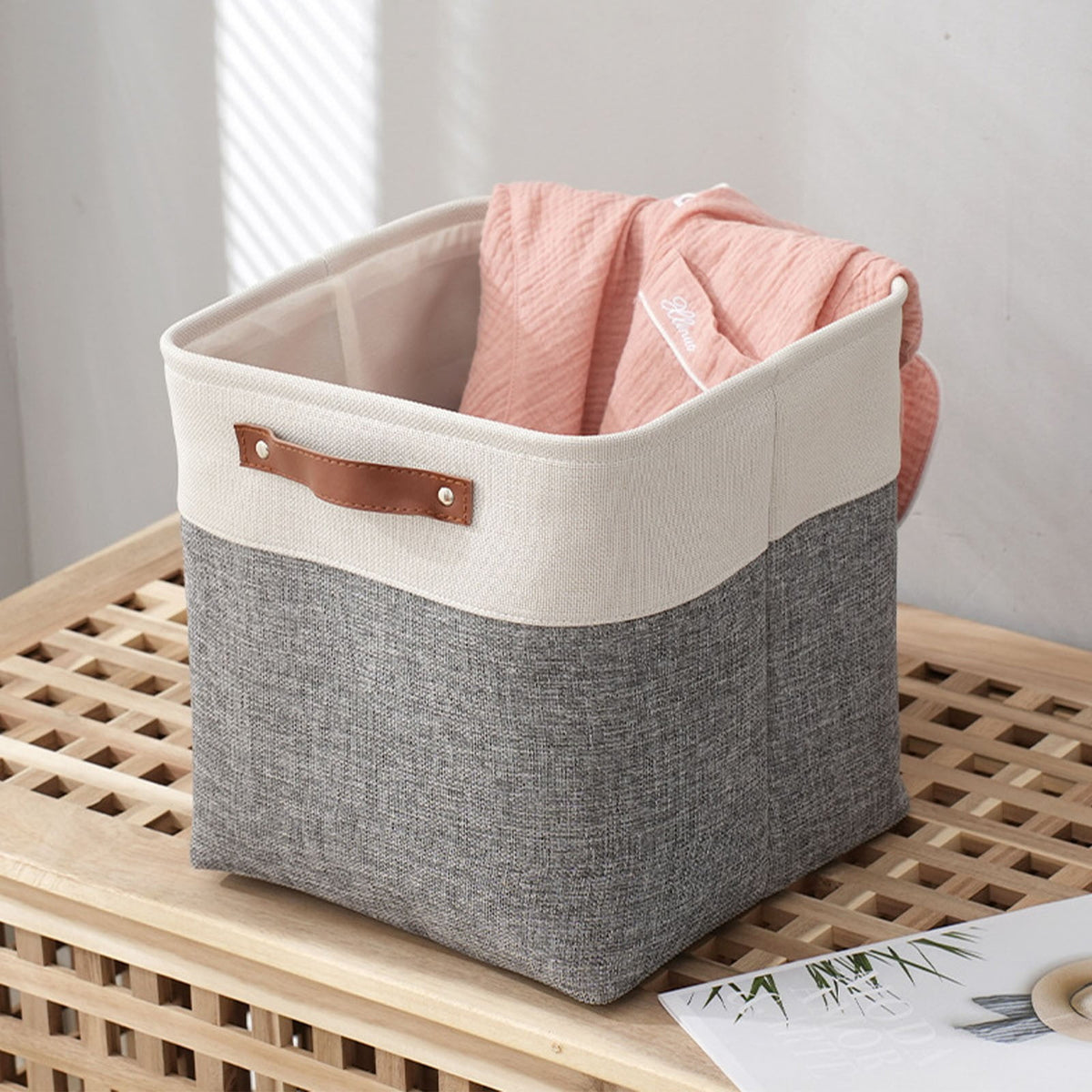 Transparent Zipper Clothing Storage Bag - Heavy-Duty Organizer for Blankets, Linen, Bed Sheets, Clothes & Pillows | Space-Saving Compression Bag Storage for Closet(11.81"DX9.05"WX5.9"H) Z1-Brown