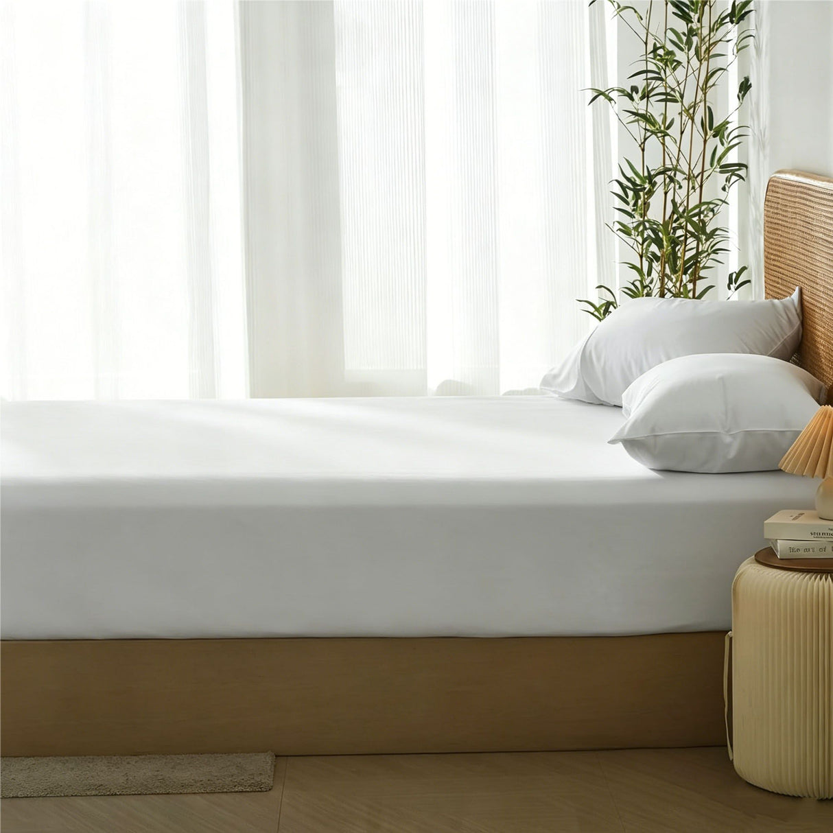 3 Piece Hotel Bamboo Cooling Fitted Sheet Set & Pillowcase -Ultra Soft 2000TC Breathable Fitted Bed Sheets Set with 37 Centimetre Deep Pocket-Cooling Sheets for Hot Sleepers(White,Double)