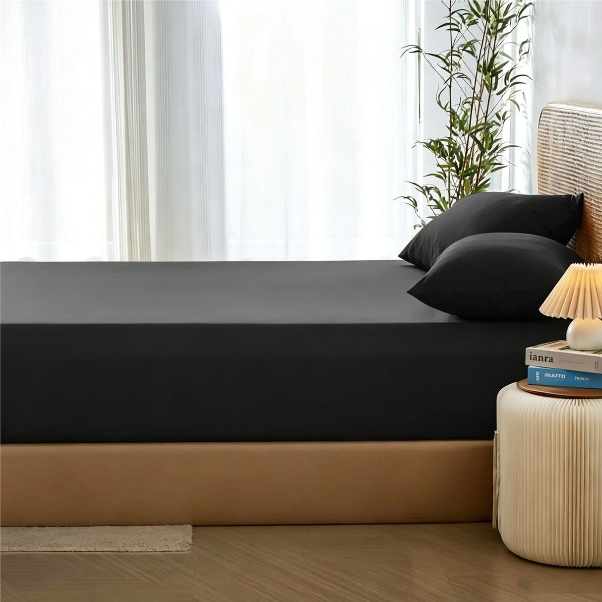3 Piece Hotel Bamboo Cooling Fitted Sheet Set & Pillowcase -Ultra Soft 2000TC Breathable Fitted Bed Sheets Set with 37 Centimetre Deep Pocket-Cooling Sheets for Hot Sleepers(Black,Super King)