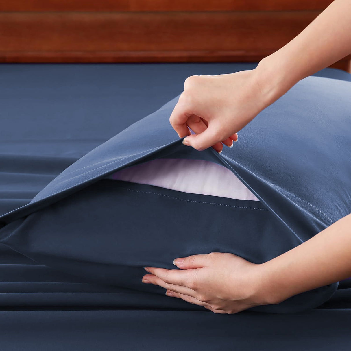 Hotel Soft Bed Sheet Set- Bedding Sheets & Pillowcases -Breathable Bedding - Wrinkle, Fade, Stain Resistant-Deep Pocket Flat Fitted Bed Sheet Set(Navy,Single)