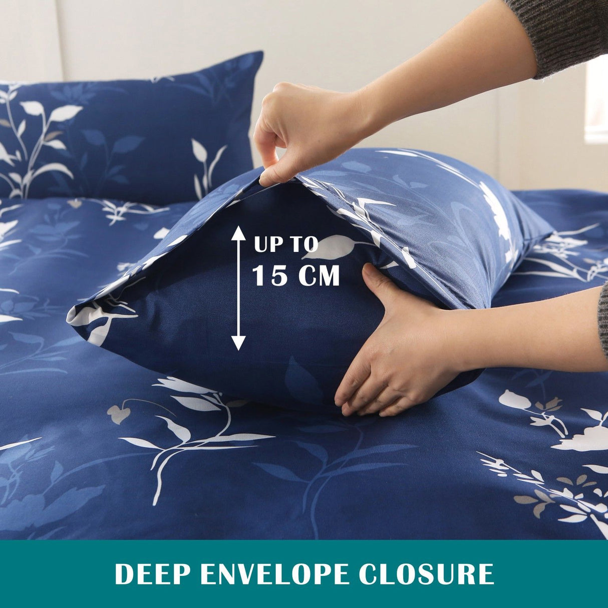 3 Piece Hotel Soft Microfiber Quilt Cover Set-2000TC Duvet/Donna Cover Set & Pillowcases -1 Quilt Cover Zipper Closure & 1 x Pillowcases-Breathable Bedding - Wrinkle, Fade, Stain Resistant(Navy Floral,King)