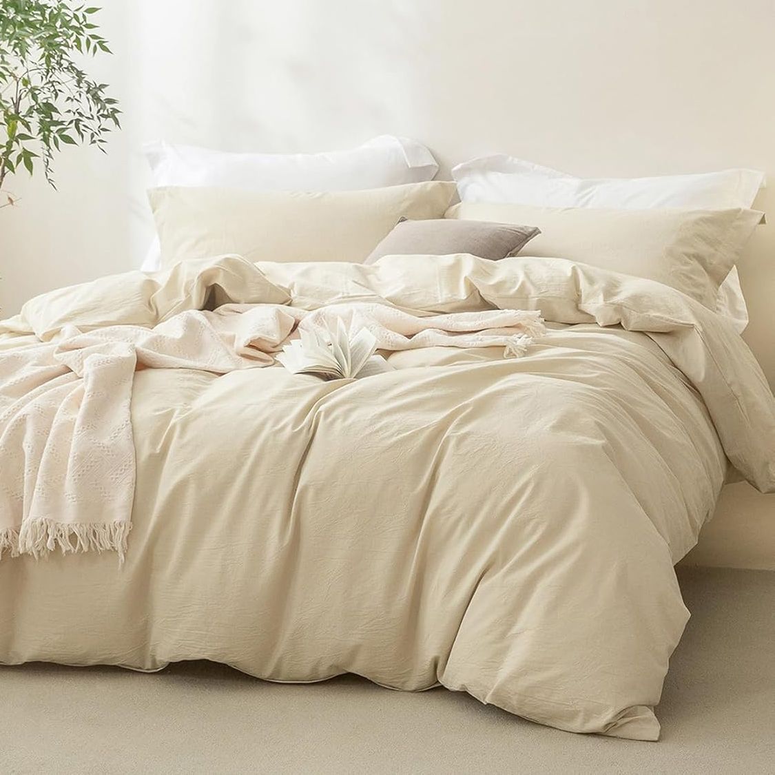 3 Piece Hotel Soft Microfiber Quilt Cover Set-2000TC Duvet/Donna Cover Set & Pillowcases -1 Quilt Cover Zipper Closure & 1 x Pillowcases-Breathable Bedding - Wrinkle, Fade, Stain Resistant(Cream White,Super King)