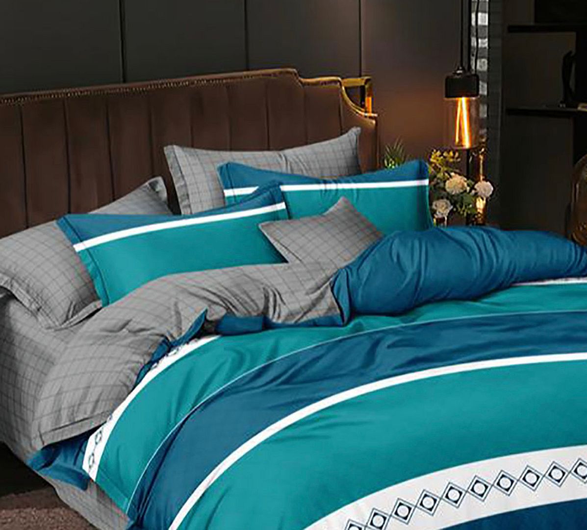Devon King Size Quilt/Duvet Cover Set