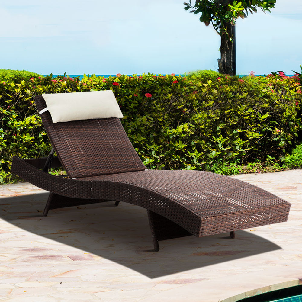 Gardeon Outdoor Wicker Sun Lounge - Brown